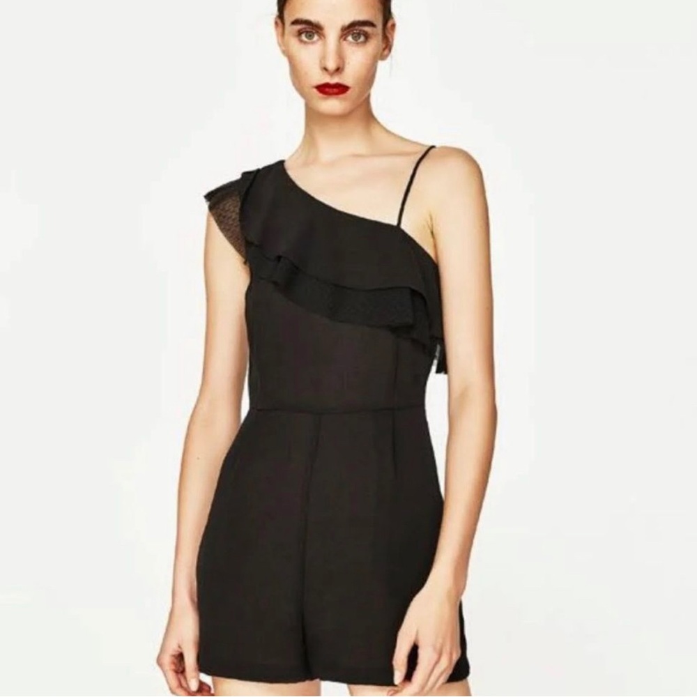 Zara M Black ruffle asymmetrical shorts romper pockets